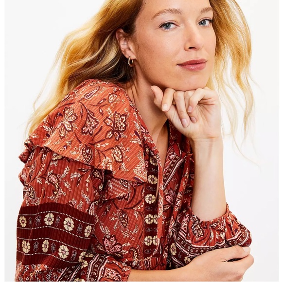 Loft ruffle blouse - Picture 2 of 4